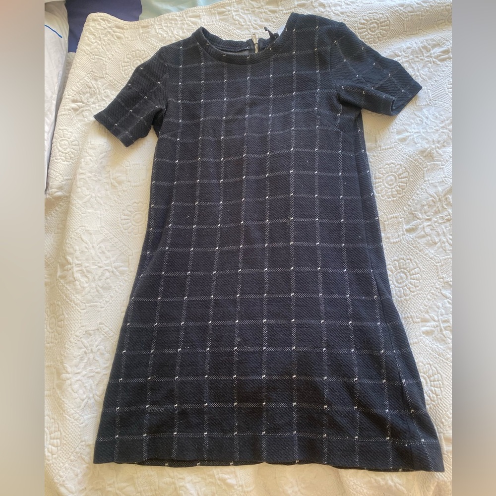 Black mini dress winter/fall mod style